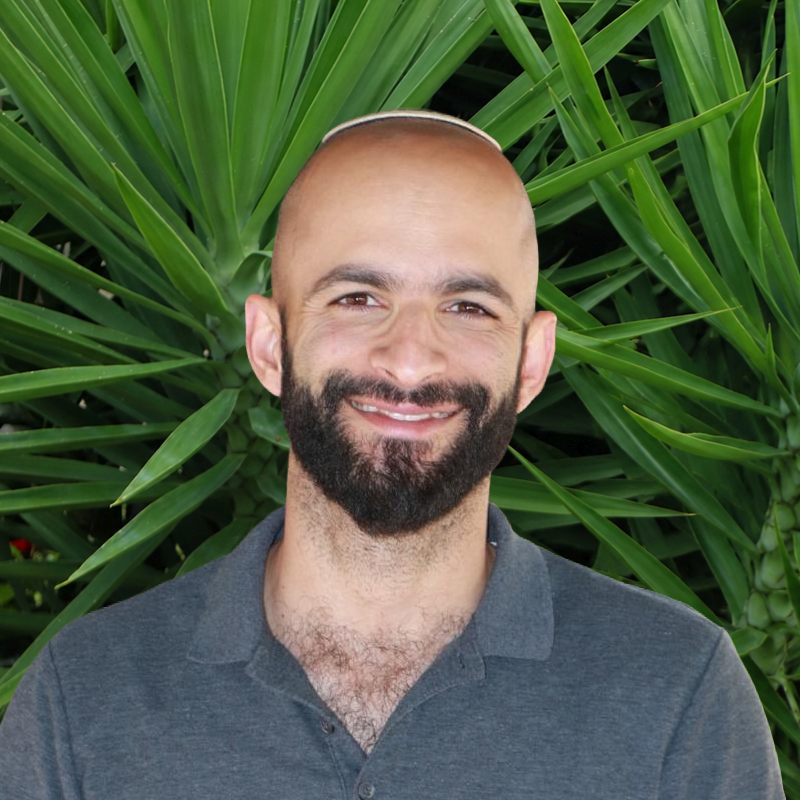 Yotam Siman-Tov